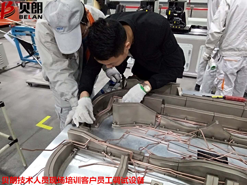 貝朗技術(shù)人員現(xiàn)場培訓(xùn) 貝朗技術(shù)人員現(xiàn)場培訓(xùn)