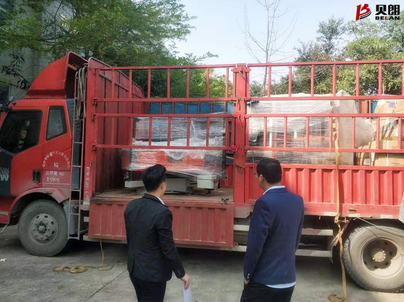 貝朗線(xiàn)材成型機(jī)到底廣東某客戶(hù)處了